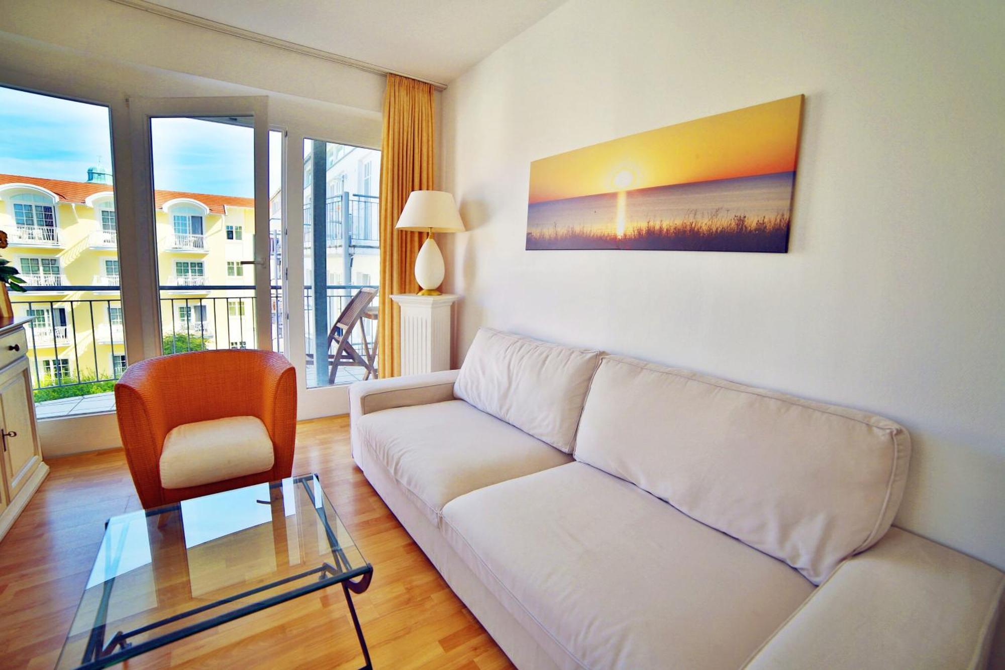 Ferienwohnung Binzer Strandgut Im Haus Jahreszeiten Binz Exterior photo
